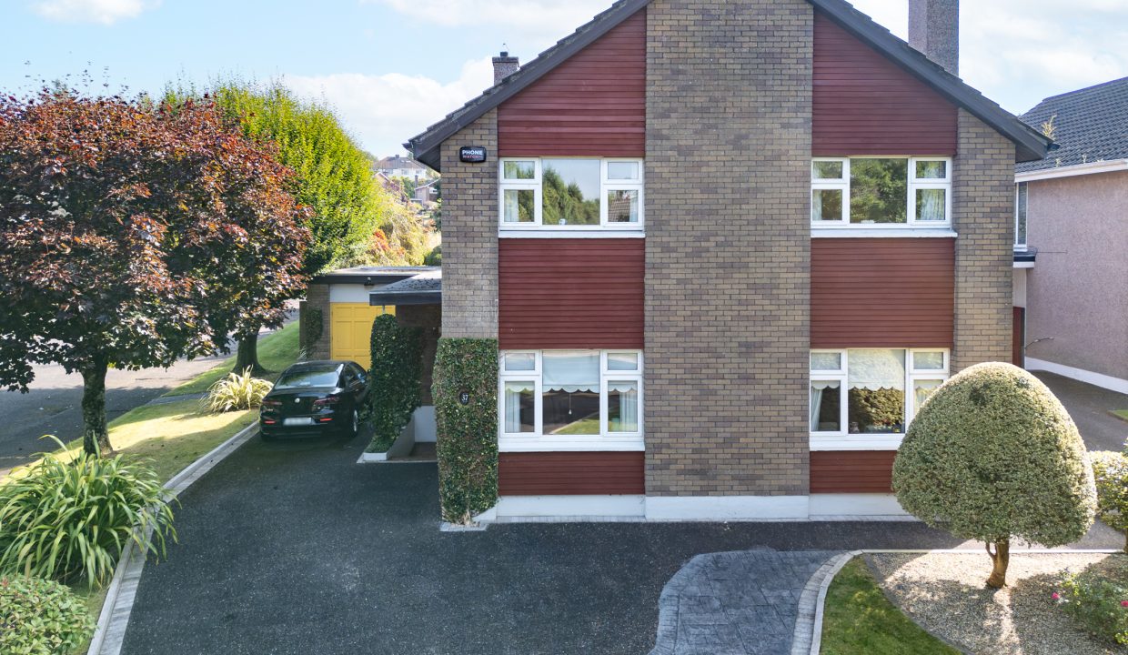 110 - 37 Melbourn Rd