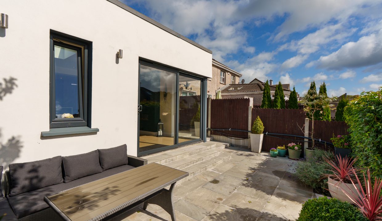 18 Brookvale - exterior-10