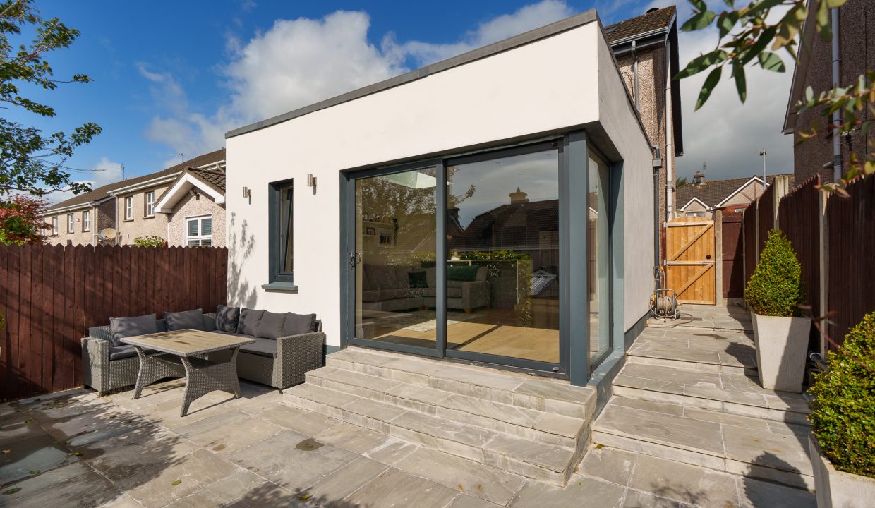 18 Brookvale - exterior-11
