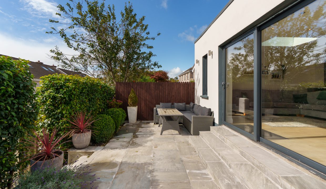 18 Brookvale - exterior-3