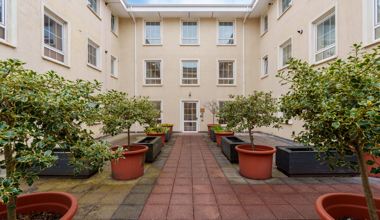 29 Ashmount Mews - exterior-7