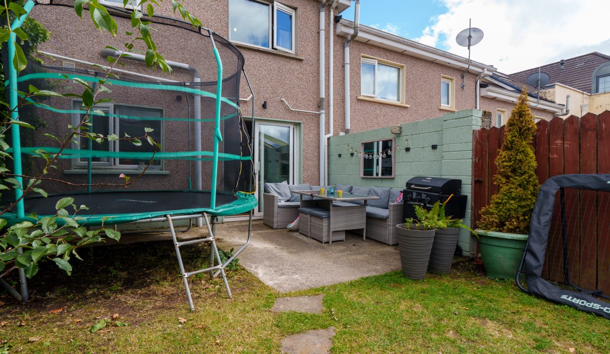 50 Ashmount Mews - exterior-8