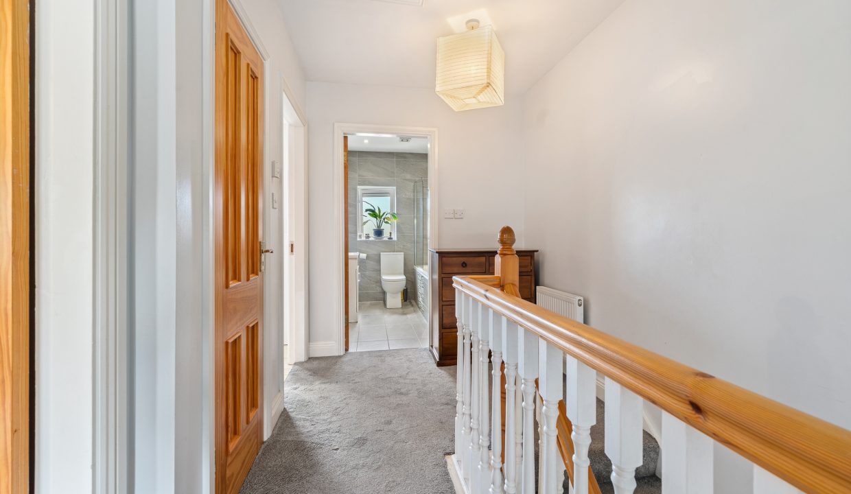 50 Ashmount Mews - interior-17