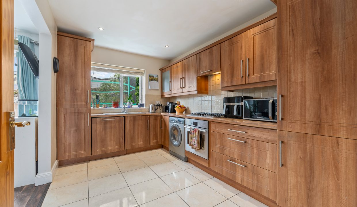 50 Ashmount Mews - interior-3
