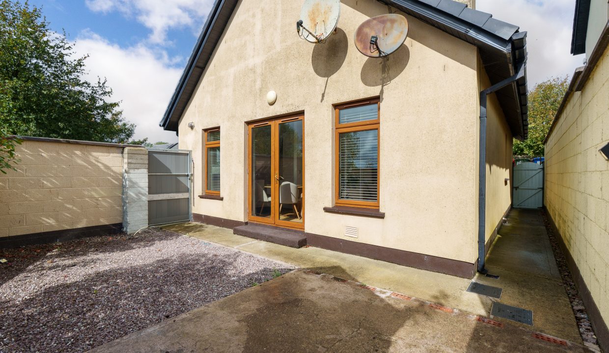 53 Ros Ard - exterior-4