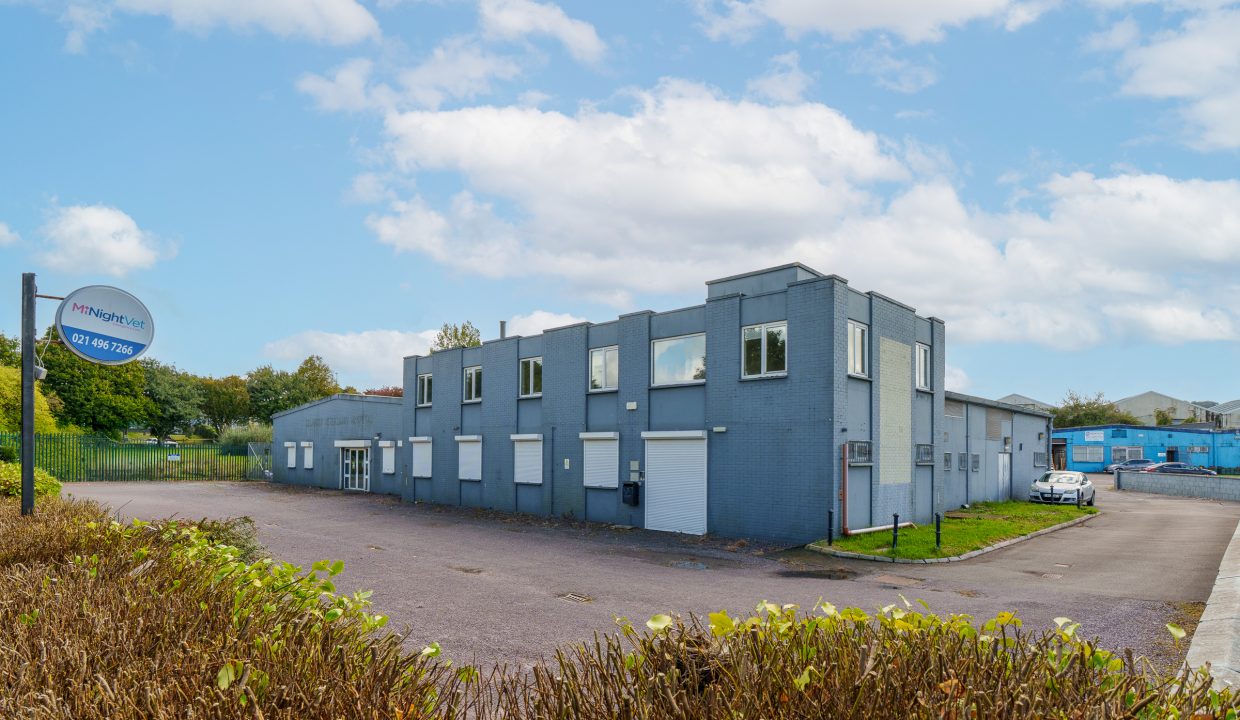 Gilabbey Veternary Hospital - exterior-16