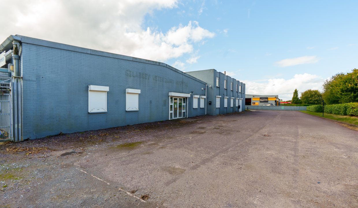Gilabbey Veternary Hospital - exterior-19