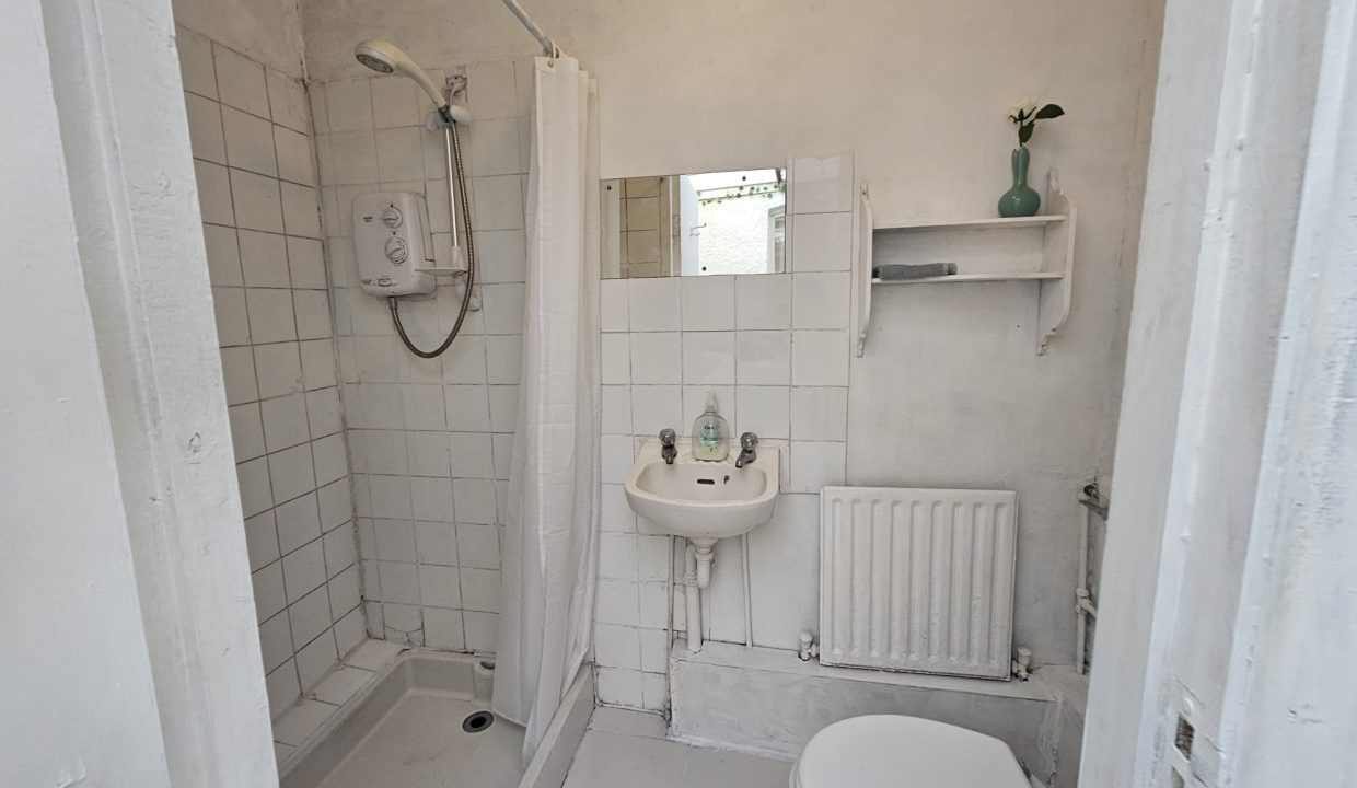 IMG-20250909-WA0005