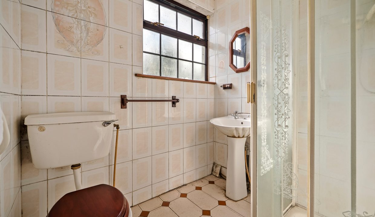 1 Vicars Road - interior-2
