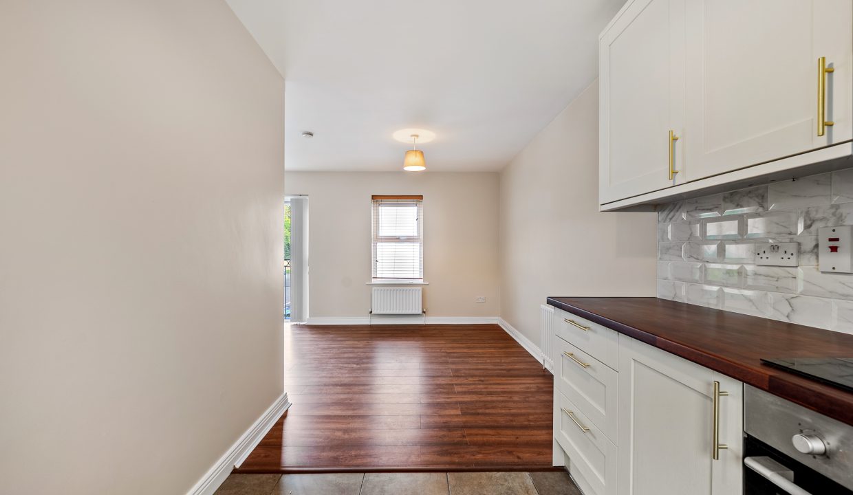 10 Griffin Close - interior-10