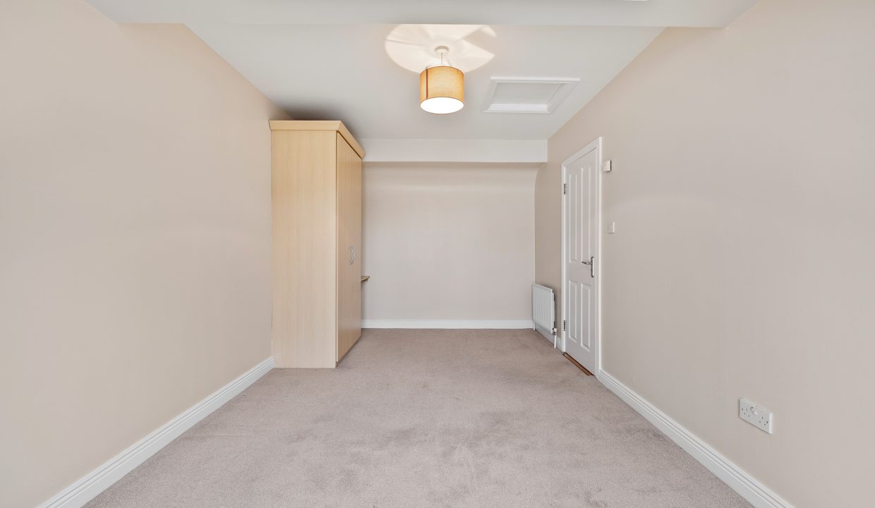 10 Griffin Close - interior-15