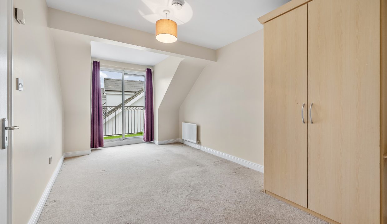 10 Griffin Close - interior-16