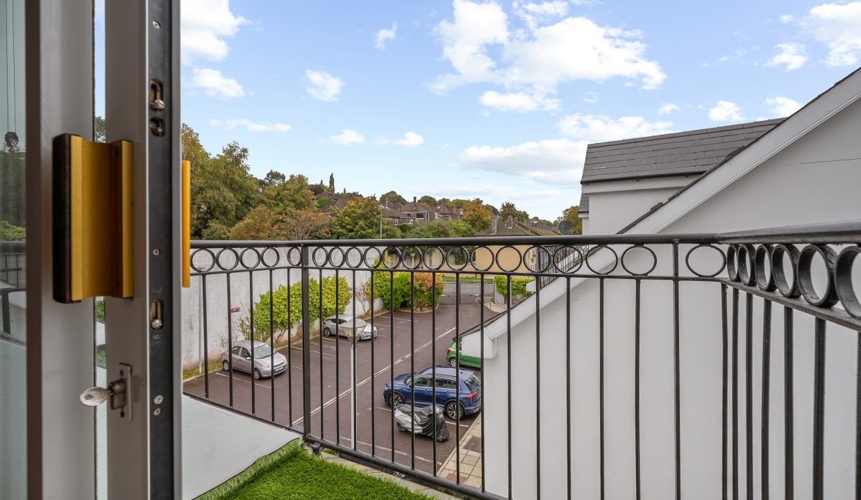 10 Griffin Close - interior-17