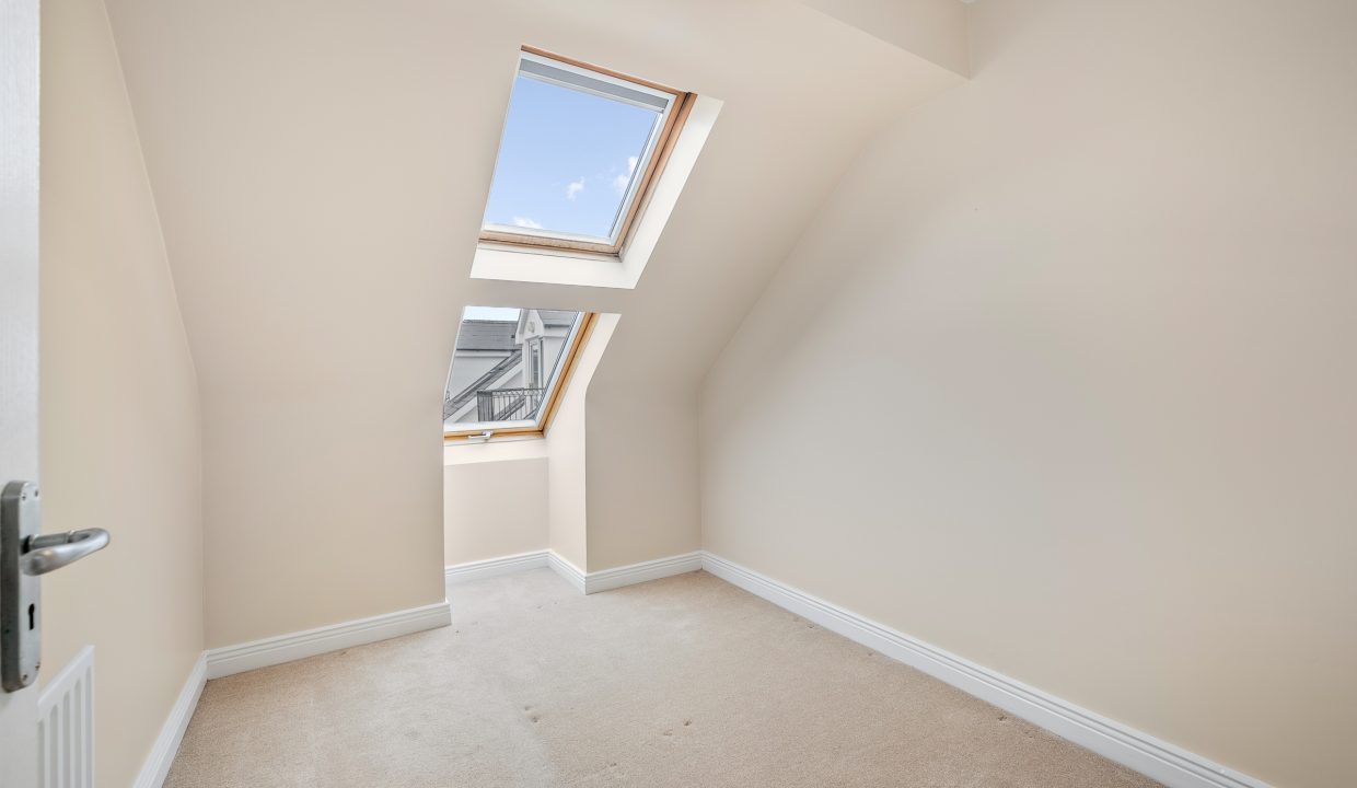 10 Griffin Close - interior-18