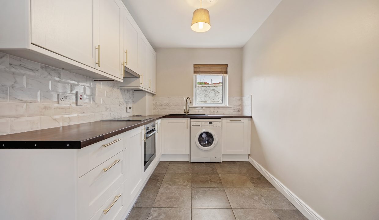 10 Griffin Close - interior-8