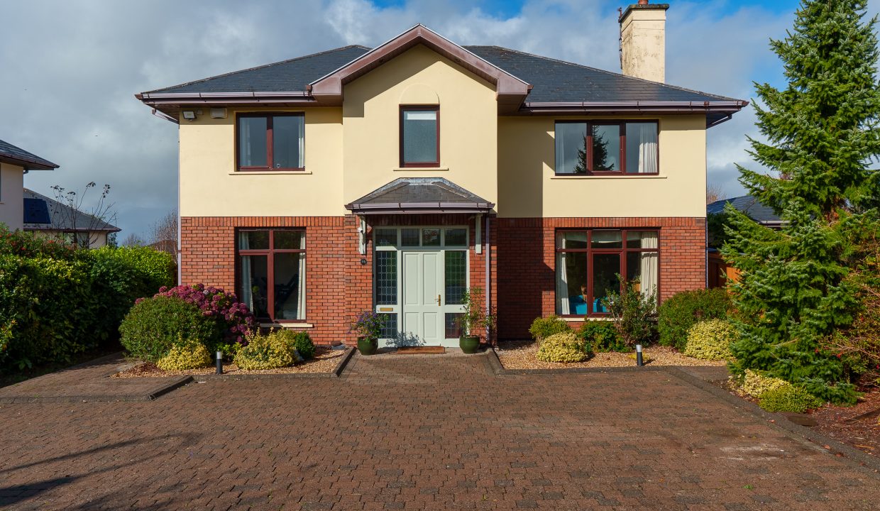 13 Heatherfield - exterior-17