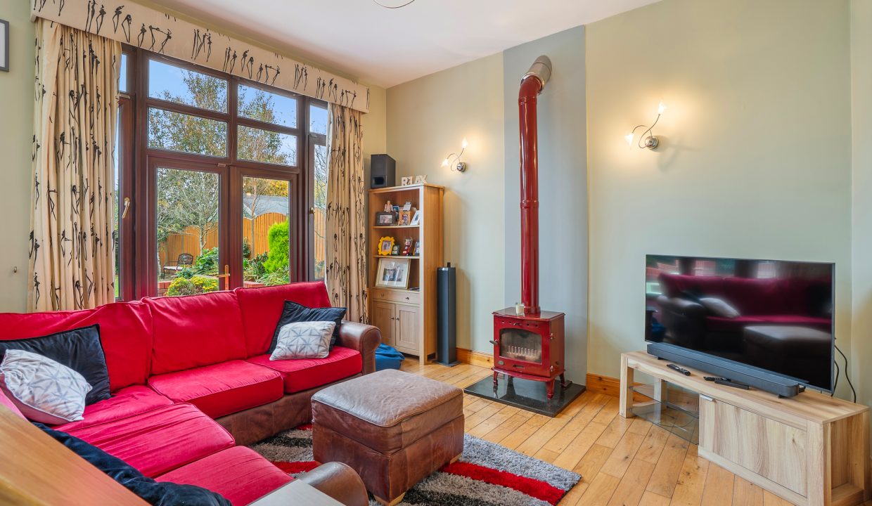 13 Heatherfield - interior-18