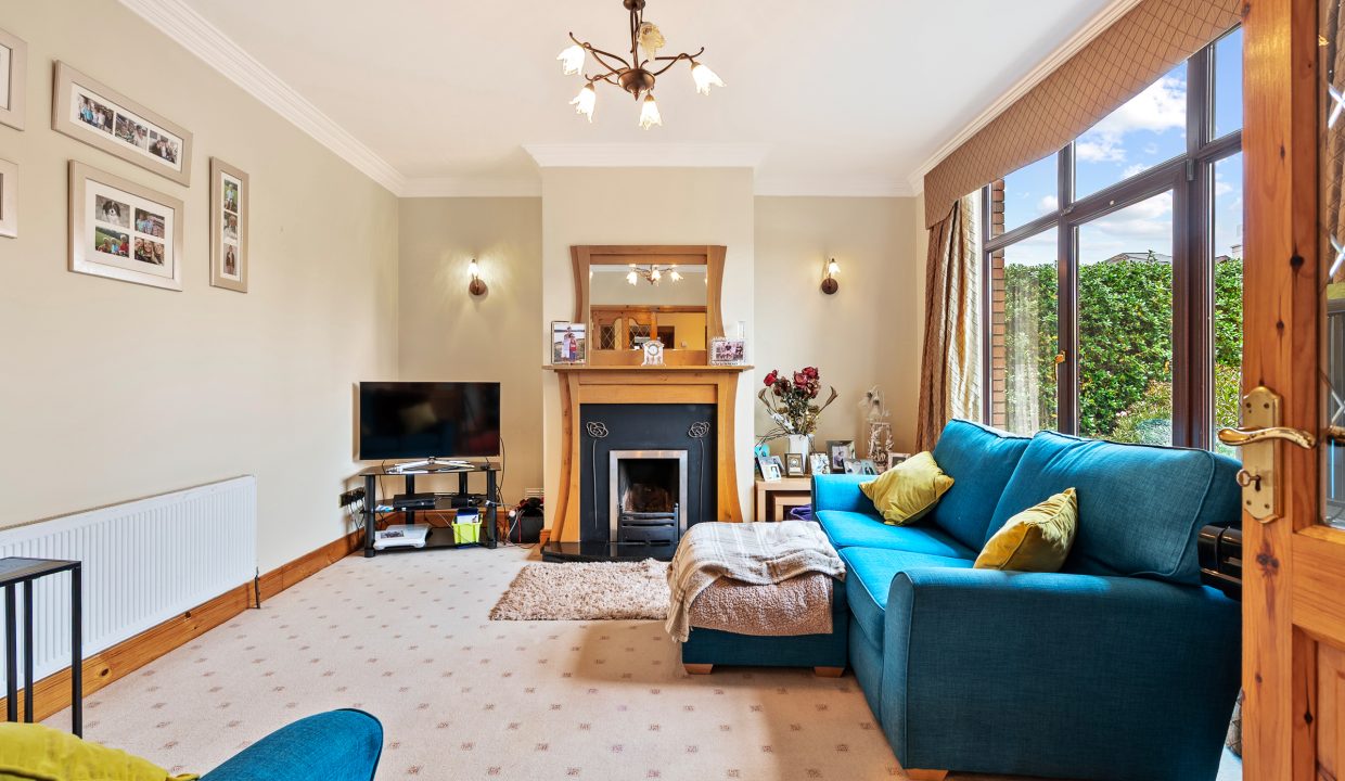 13 Heatherfield - interior-2