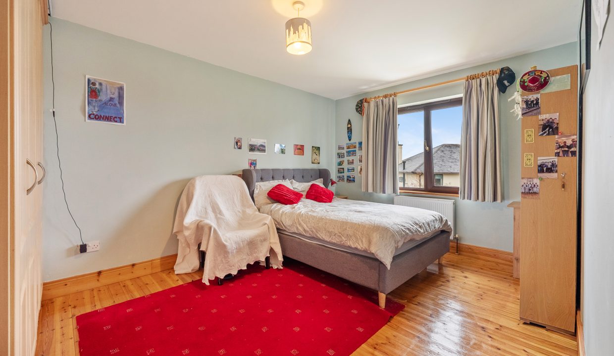 13 Heatherfield - interior-24