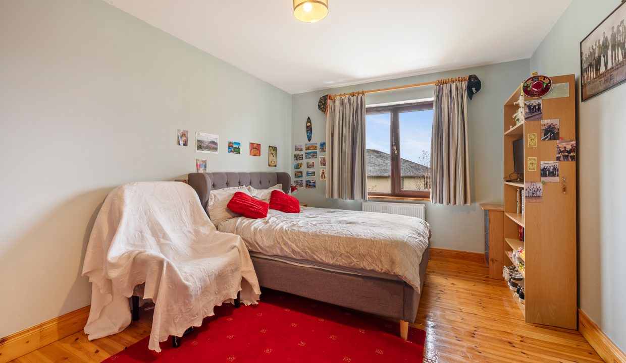 13 Heatherfield - interior-25