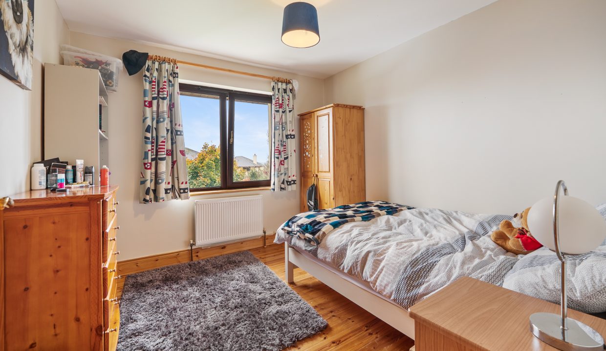 13 Heatherfield - interior-27
