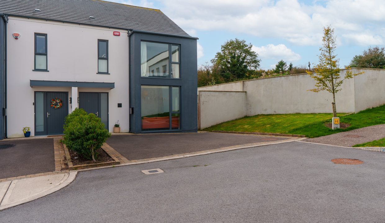 14 The Drive - exterior-2
