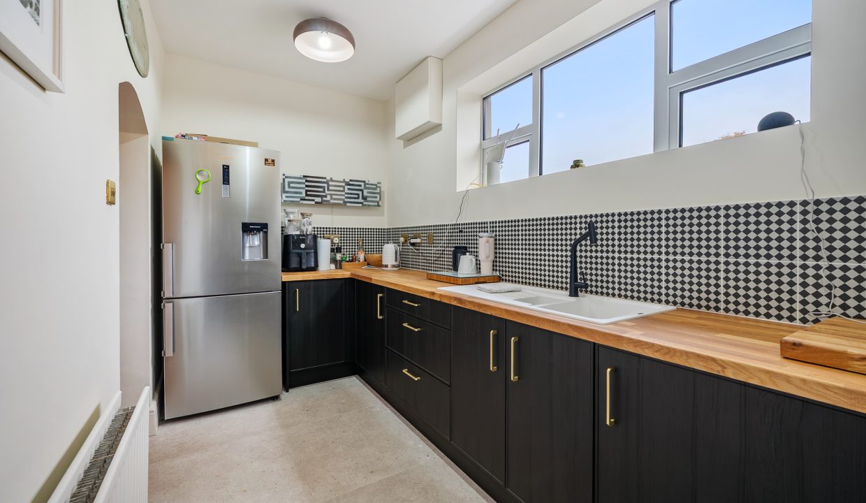 2 Temple Lawn - interior-11