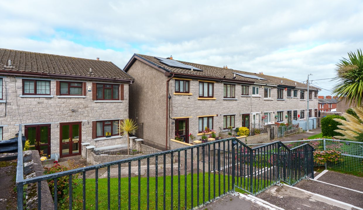 25 Lansdowne Court - exterior-10