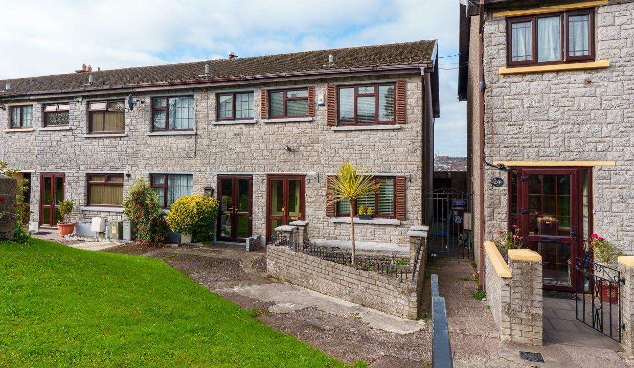 25 Lansdowne Court - exterior-2