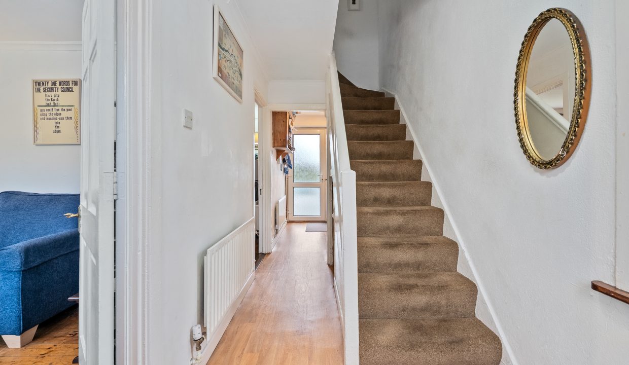 38 Mount Farran - interior-1