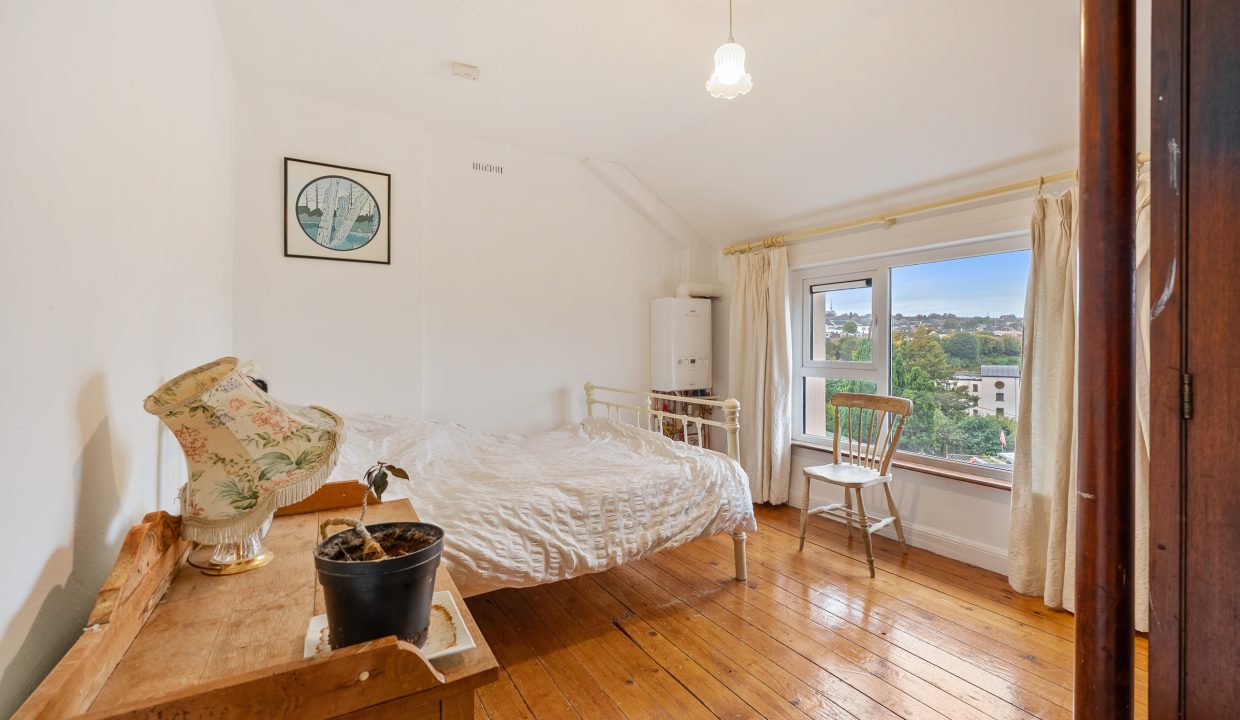 38 Mount Farran - interior-11