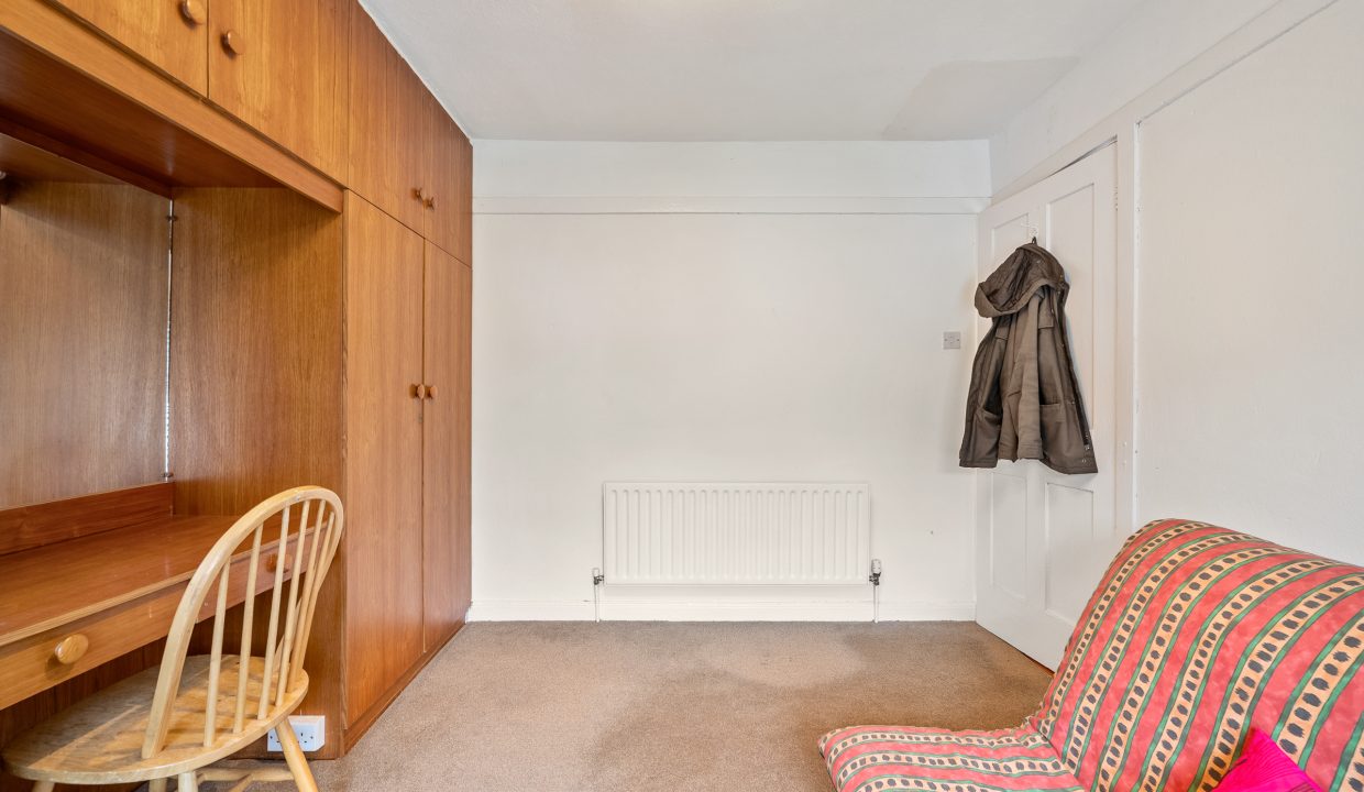 38 Mount Farran - interior-15