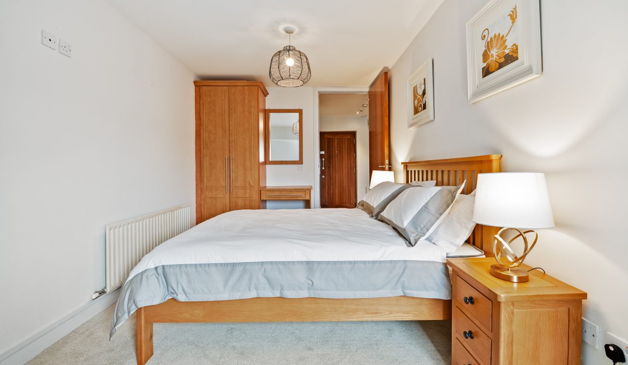 44 Trinity Court - interior -5