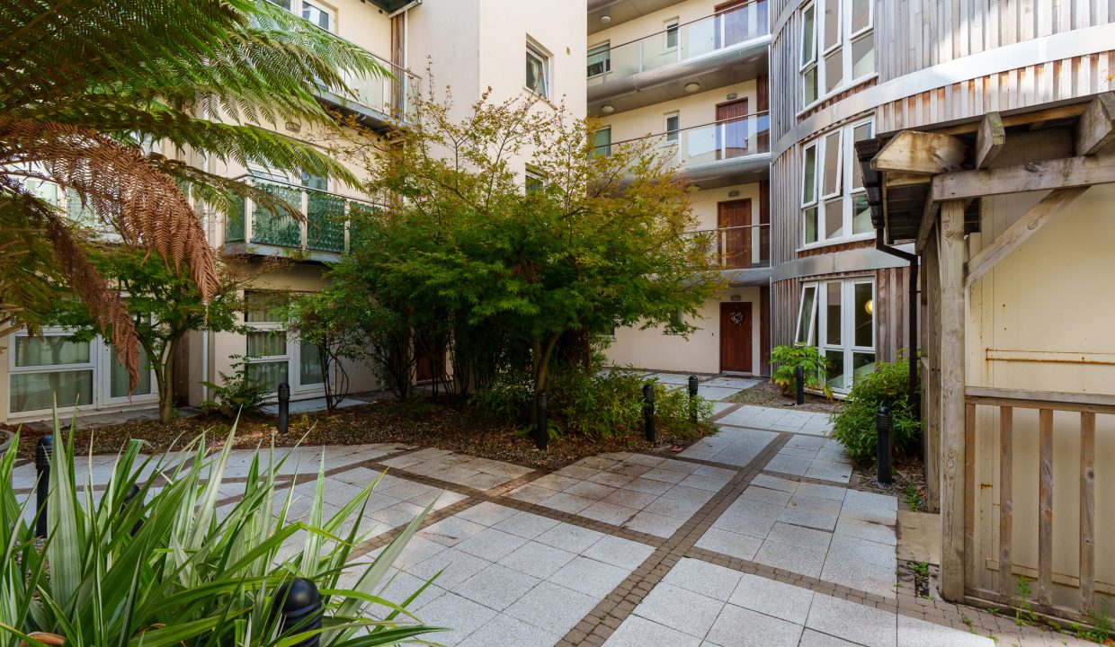 44 trinity court - exterior-3