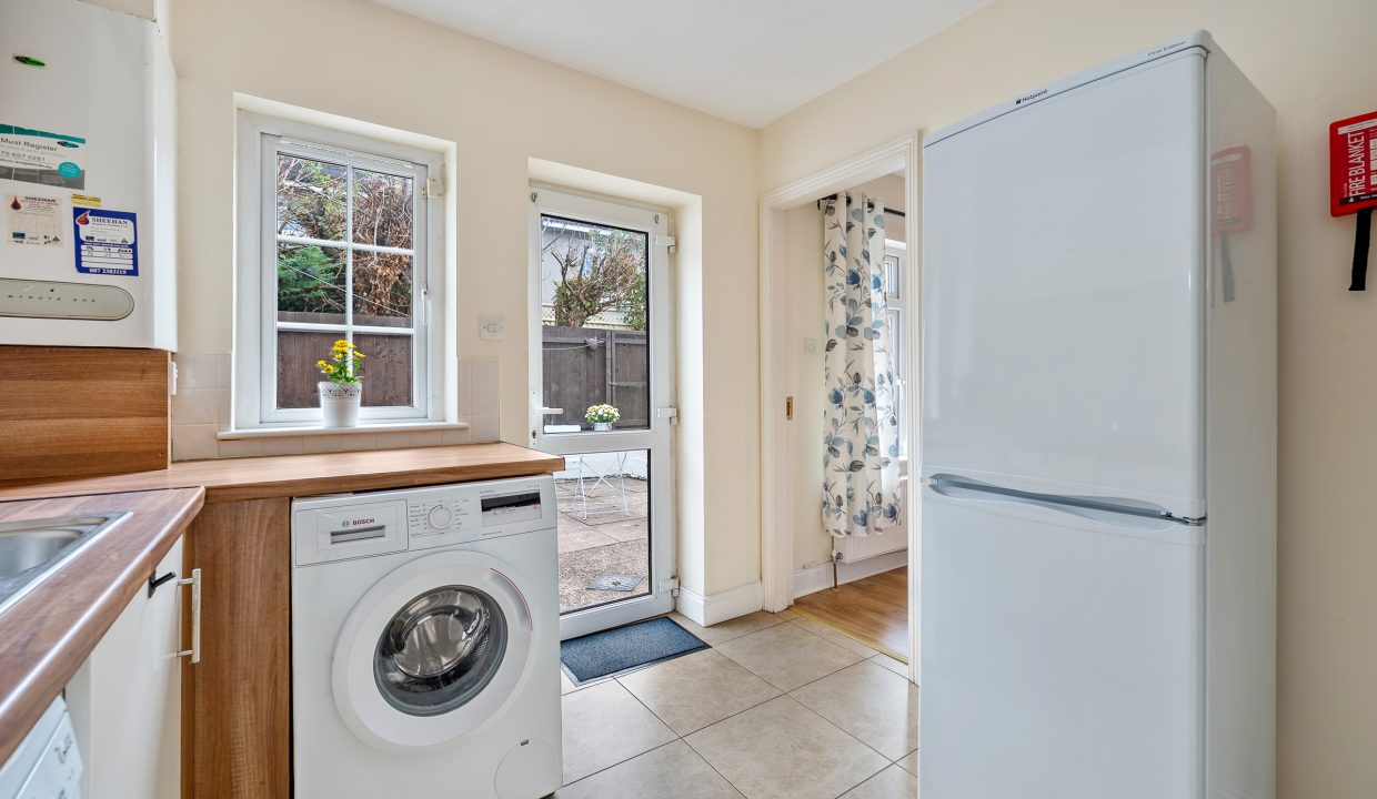 6 Elm Close - interior-14