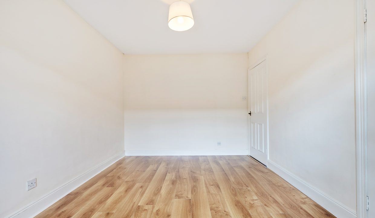 6 Elm Close - interior-19