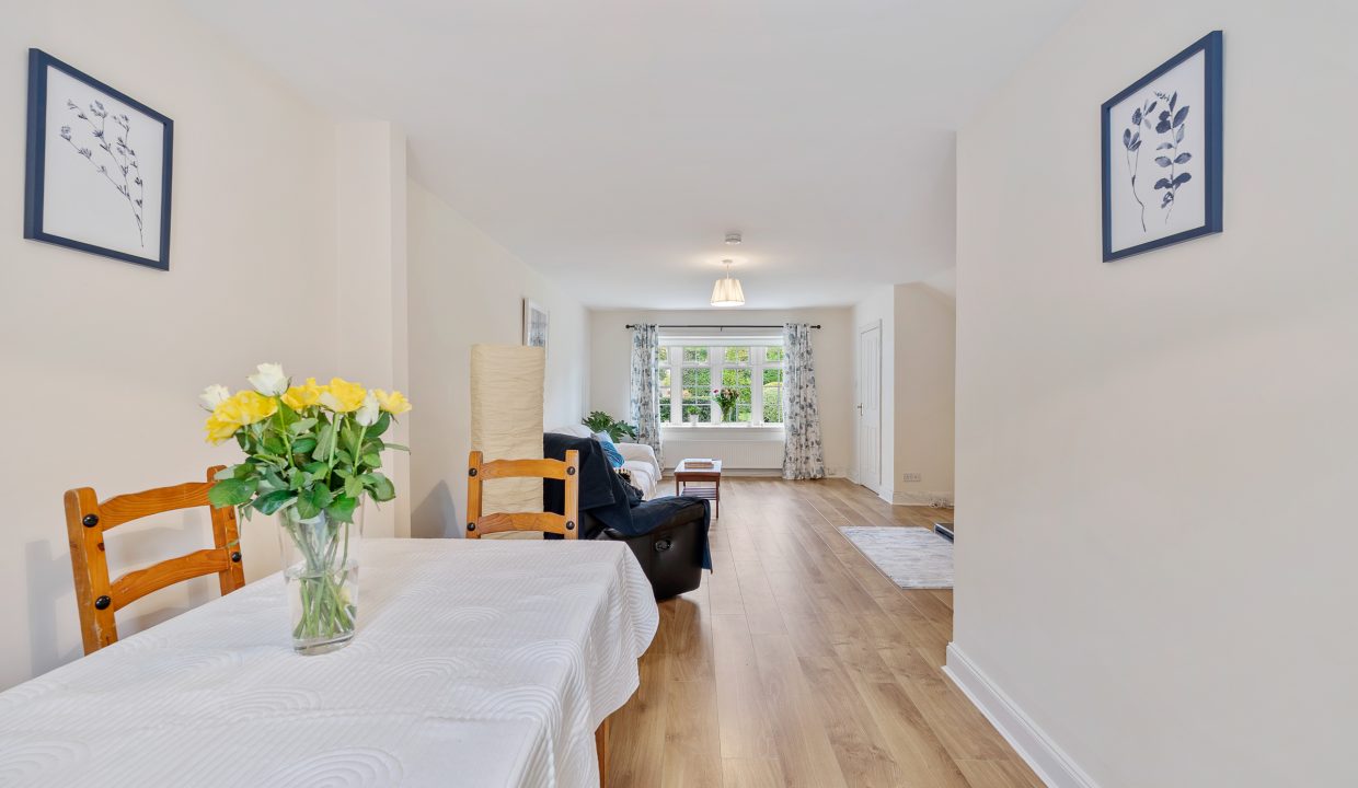 6 Elm Close - interior-8