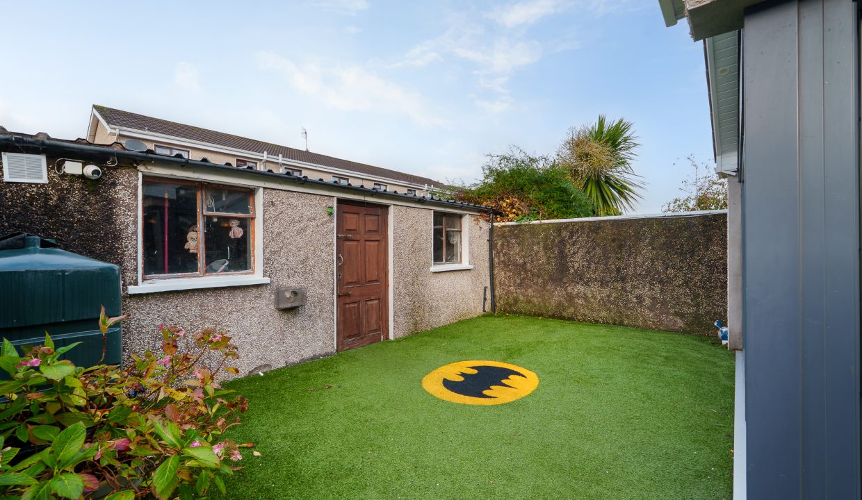 4 Tiffany Downs - exterior-3