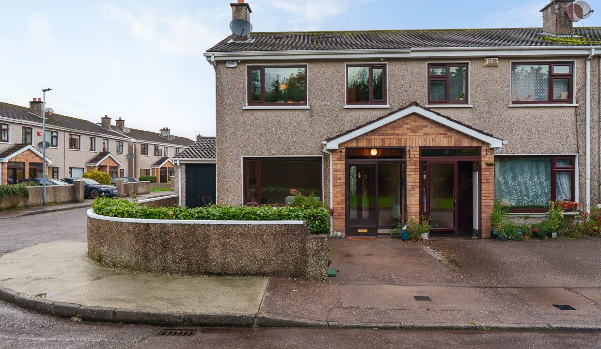 4 Tiffany Downs - exterior-8 update 2