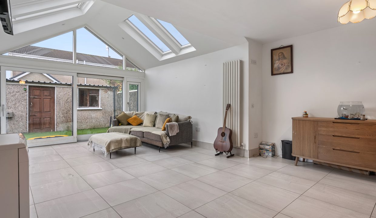 4 Tiffany Downs - interior-10