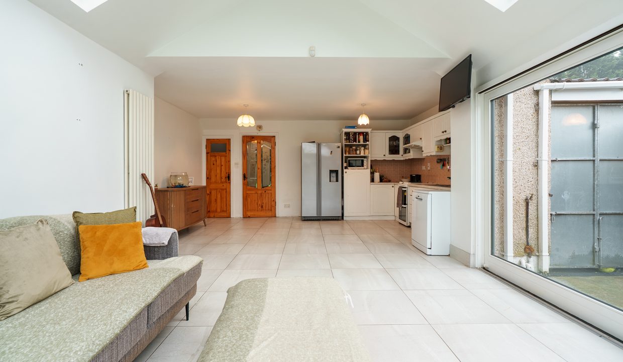 4 Tiffany Downs - interior-12 updated