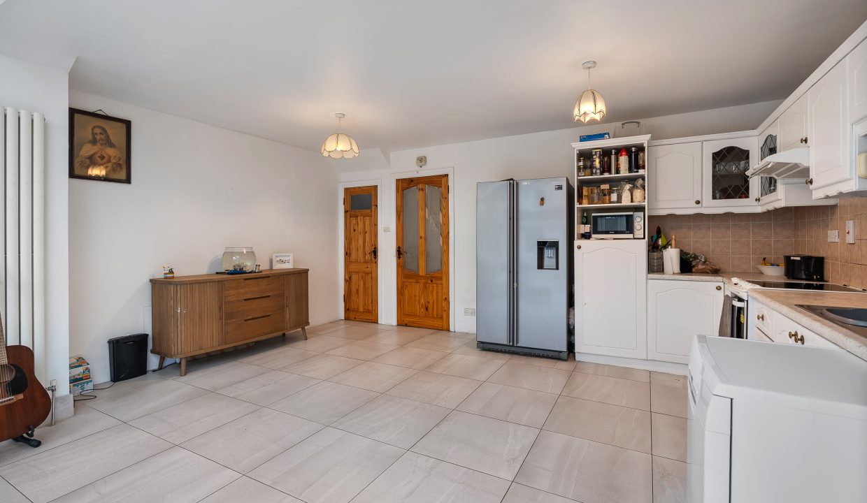 4 Tiffany Downs - interior-18 updated