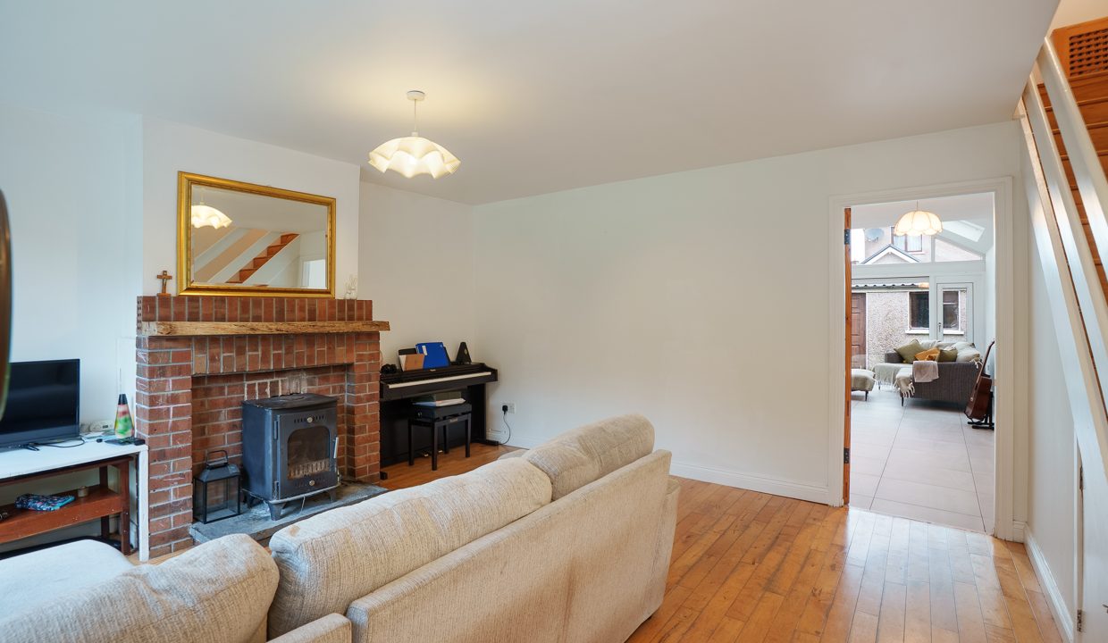 4 Tiffany Downs - interior-3