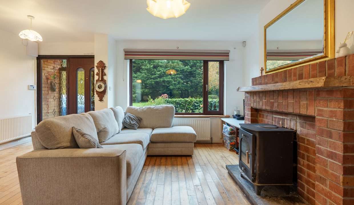 4 Tiffany Downs - interior-6