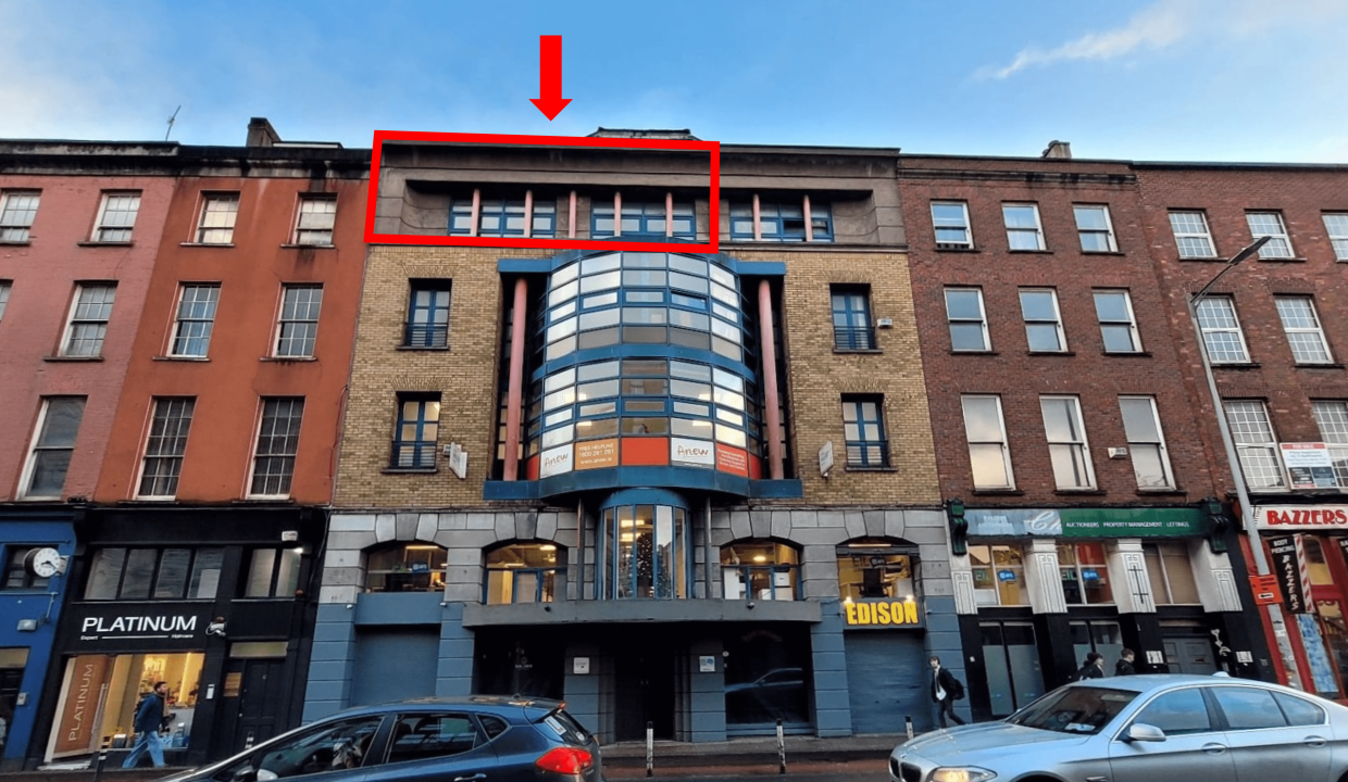 1 Classic House Outline