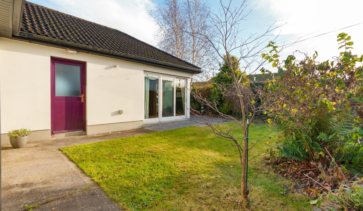 9 Byefield Park - exterior-9