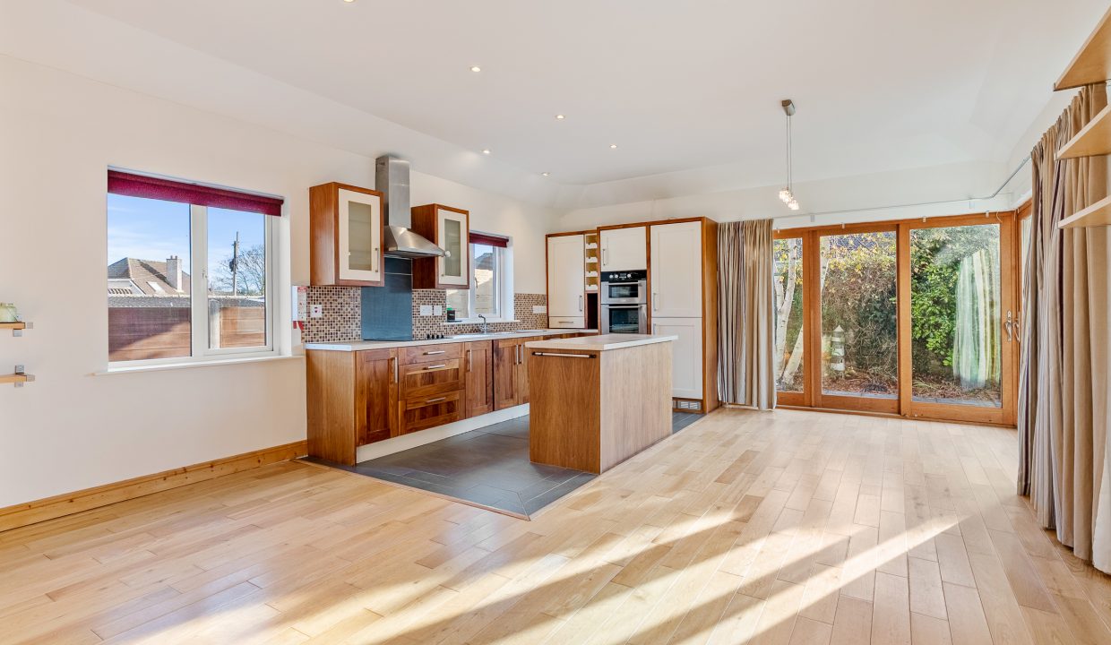 9 Byefield Park - interior-1