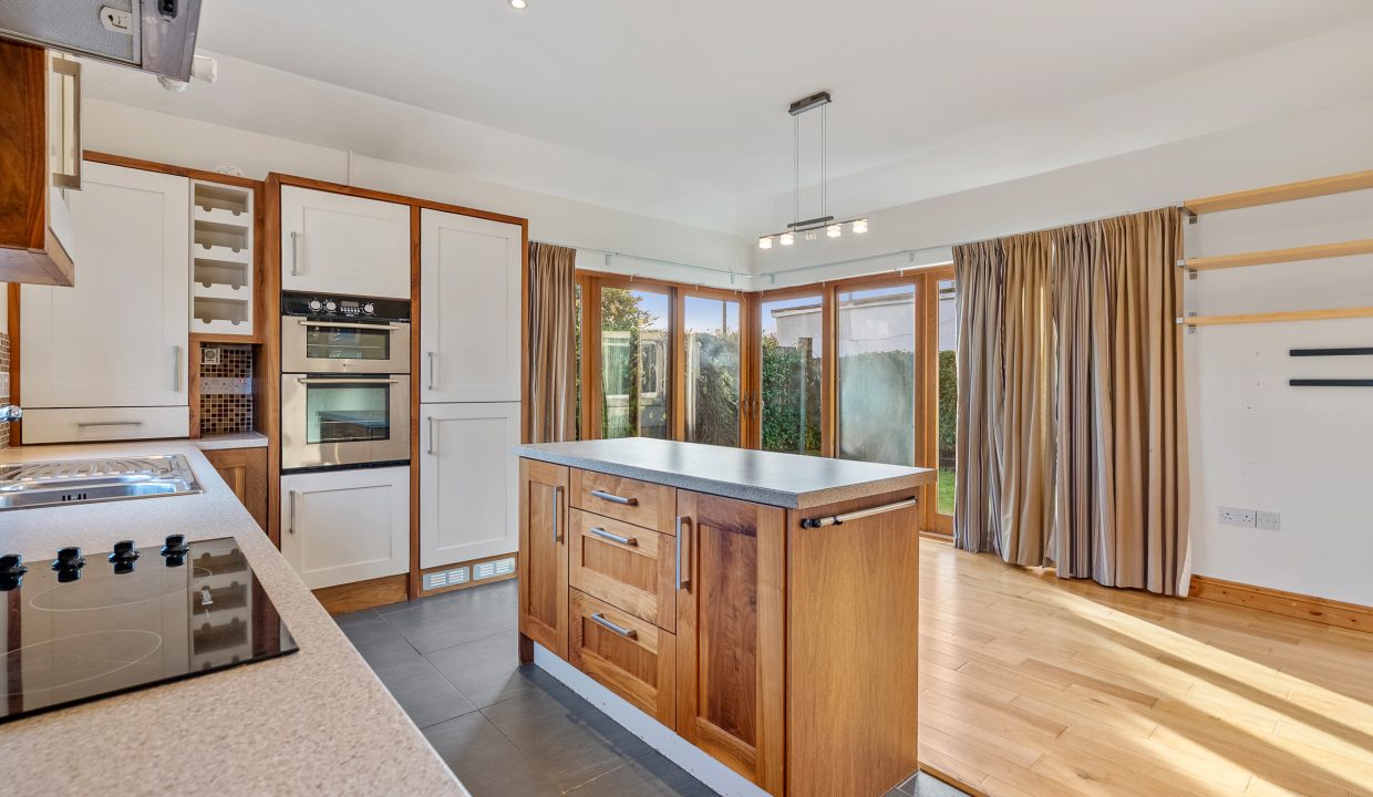 9 Byefield Park - interior-11