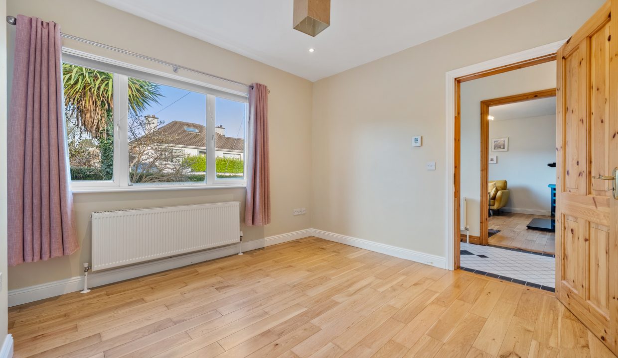 9 Byefield Park - interior-20