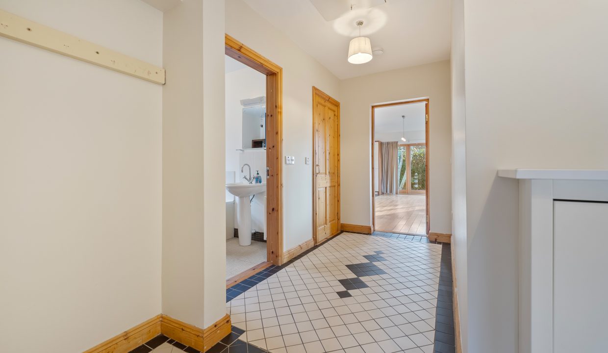 9 Byefield Park - interior-22